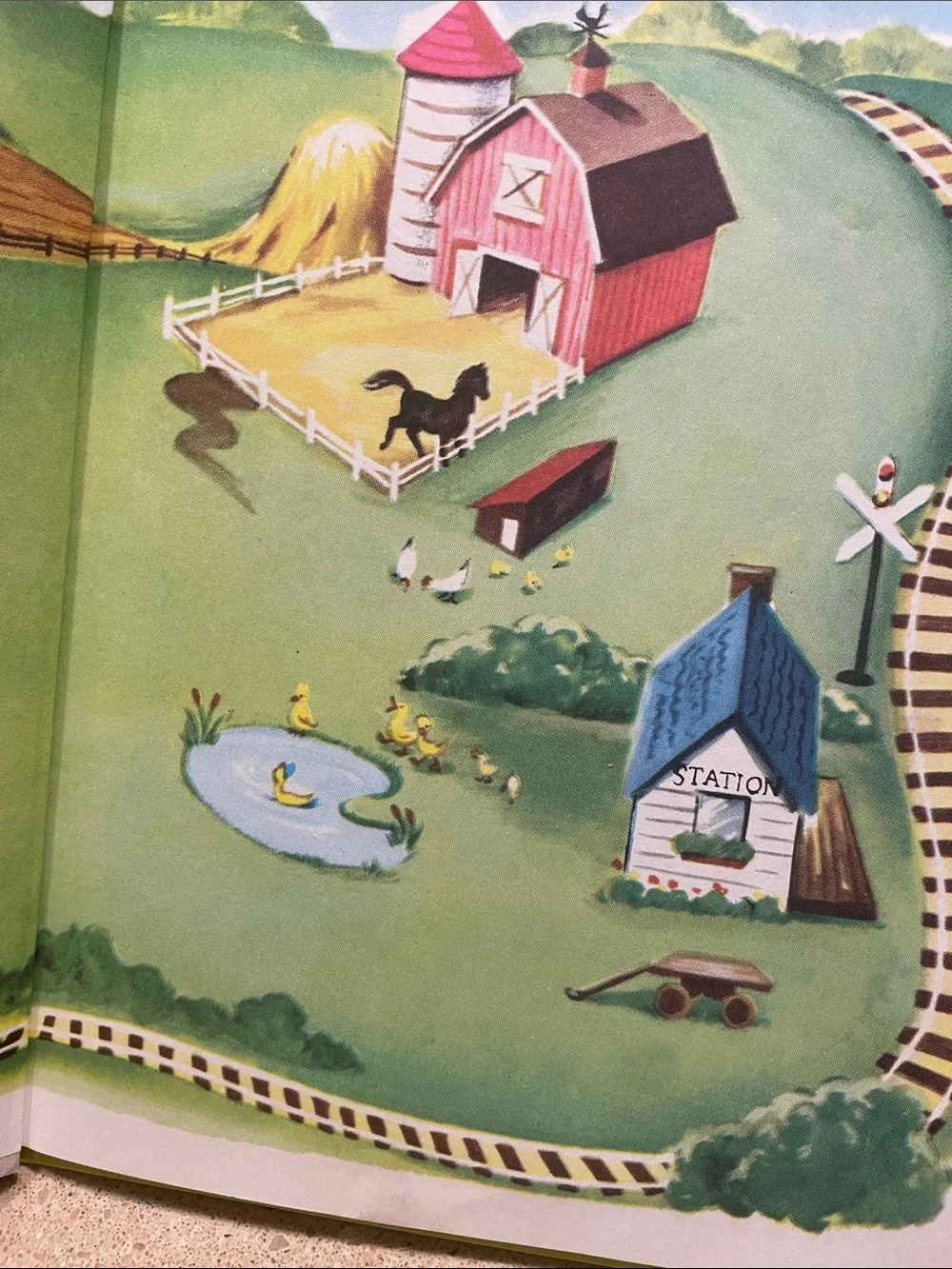 Benjie Engie Kids Storybook - Bright Blue & Red Train Cover